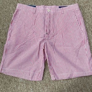 Vineyard vines men seersucker red shorts
